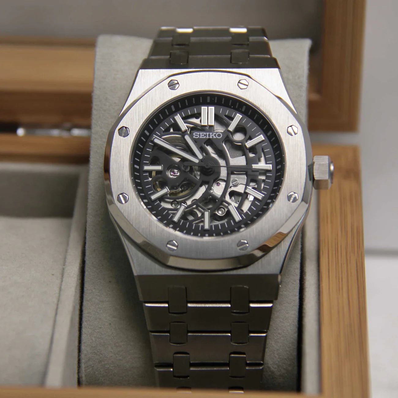 Relógio Seiko Mod Royal Oak Skeleton Black