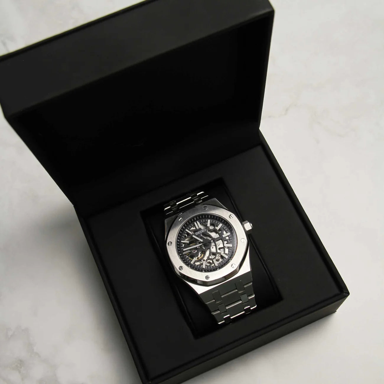 Relógio Seiko Mod Royal Oak Skeleton Black