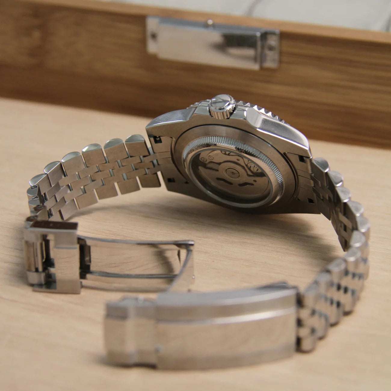 Relógio Seiko Mod GMT "Bruce Wayne" Black Grey 40mm